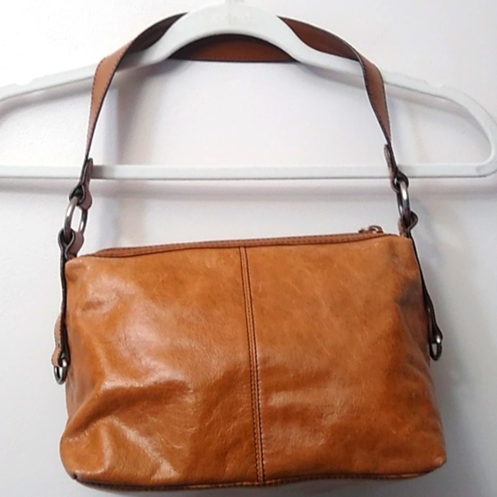 Kenneth Cole Reaction Leather Tan Shoulder Hobo - Picture 3 of 11